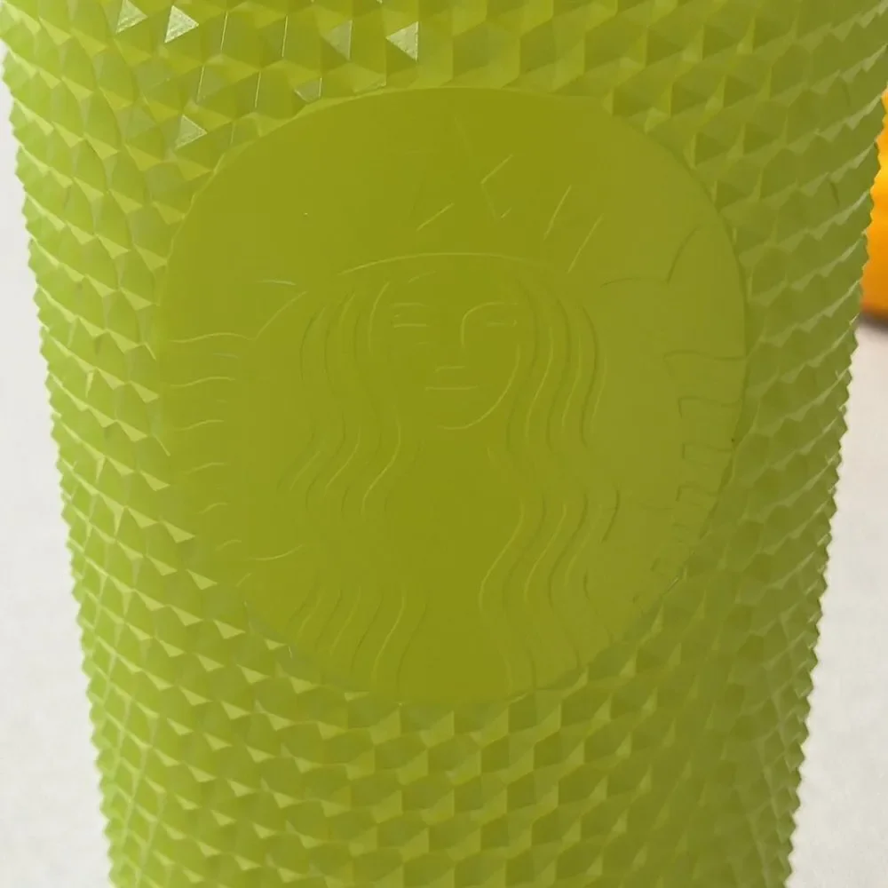 starbucks glow in the dark cup